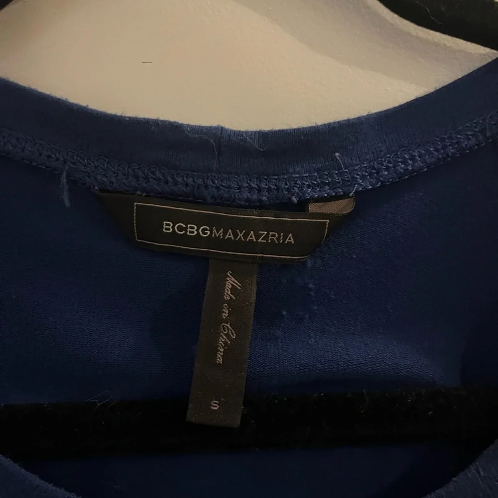 BCBG Top - Picture 2 of 2